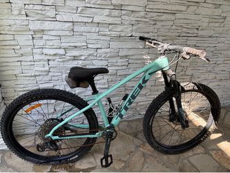 Trek Roscoe 7 Mountain Bike