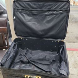 Black Vintage Horizontal Luggage Suitcase With Wheels