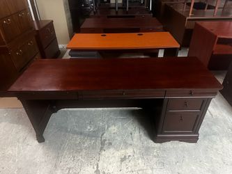 OFFICE/HOME DESK COMPUTER DESK