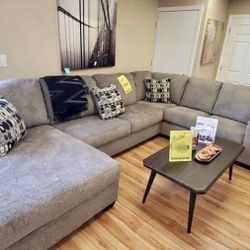 By Ashley/Gray Oversized Sectional, Seccional, Couch/ Delivery Available 
