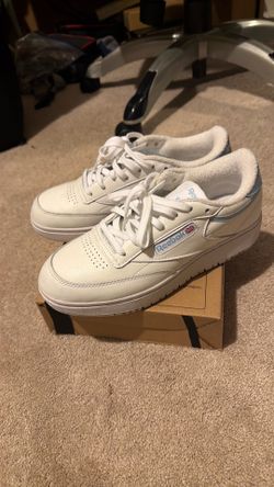 Reebook classic white/baby blue size 9.5
