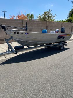 15ft Klamath Boat/25hp Suzuki/ galvanized trailer