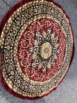 6 1/2 x 6 1/2 round rug new never used