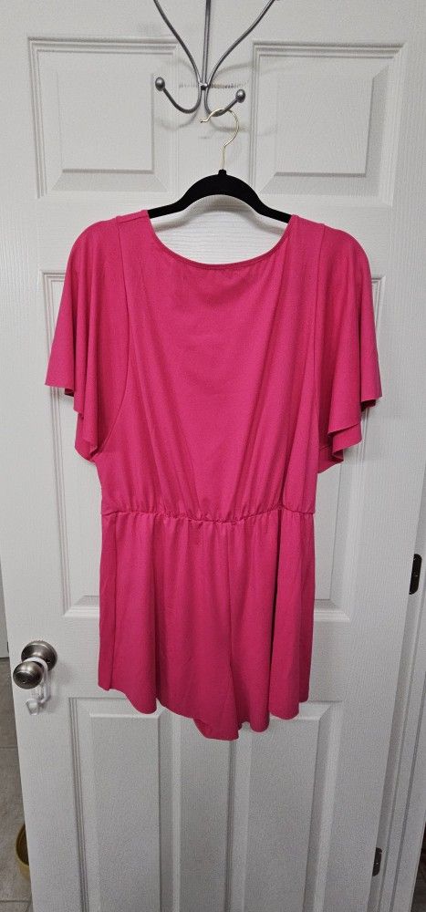 New Hot Pink Halara Shorts Romper (M) and Black Halara Halter Wrap Top (M)