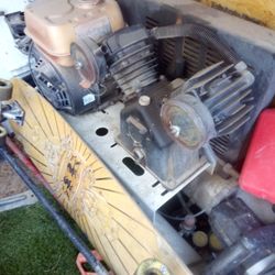 Air Compressor 