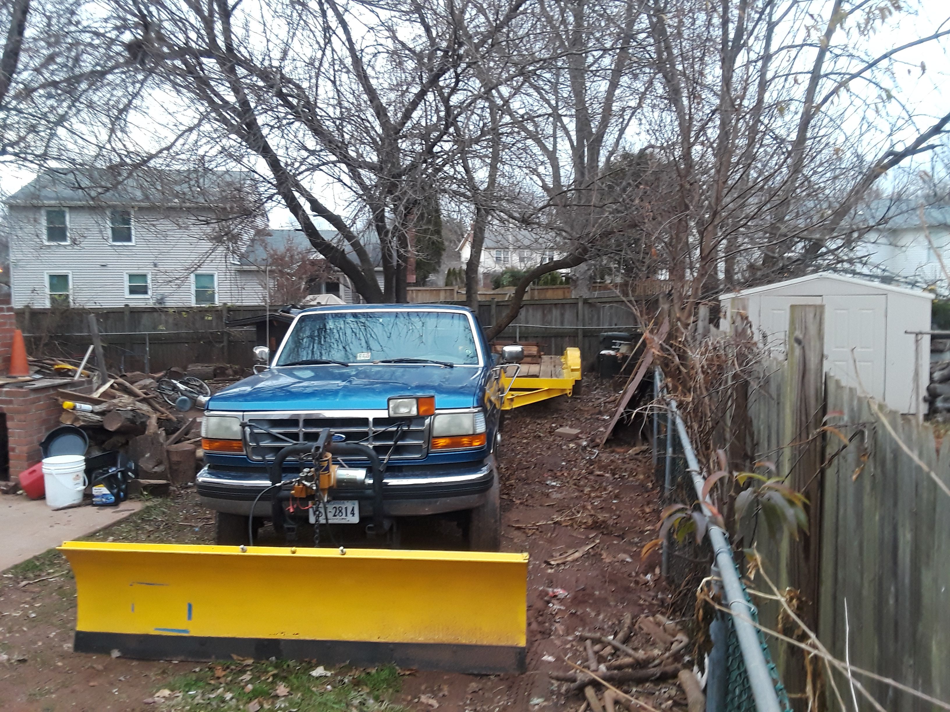 Ford f250 4×4 plow truck Manual gas $4,000 OBO