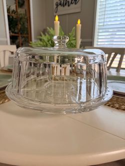 2-in-1 Glass Cake Stand & Serving Tray with Dome