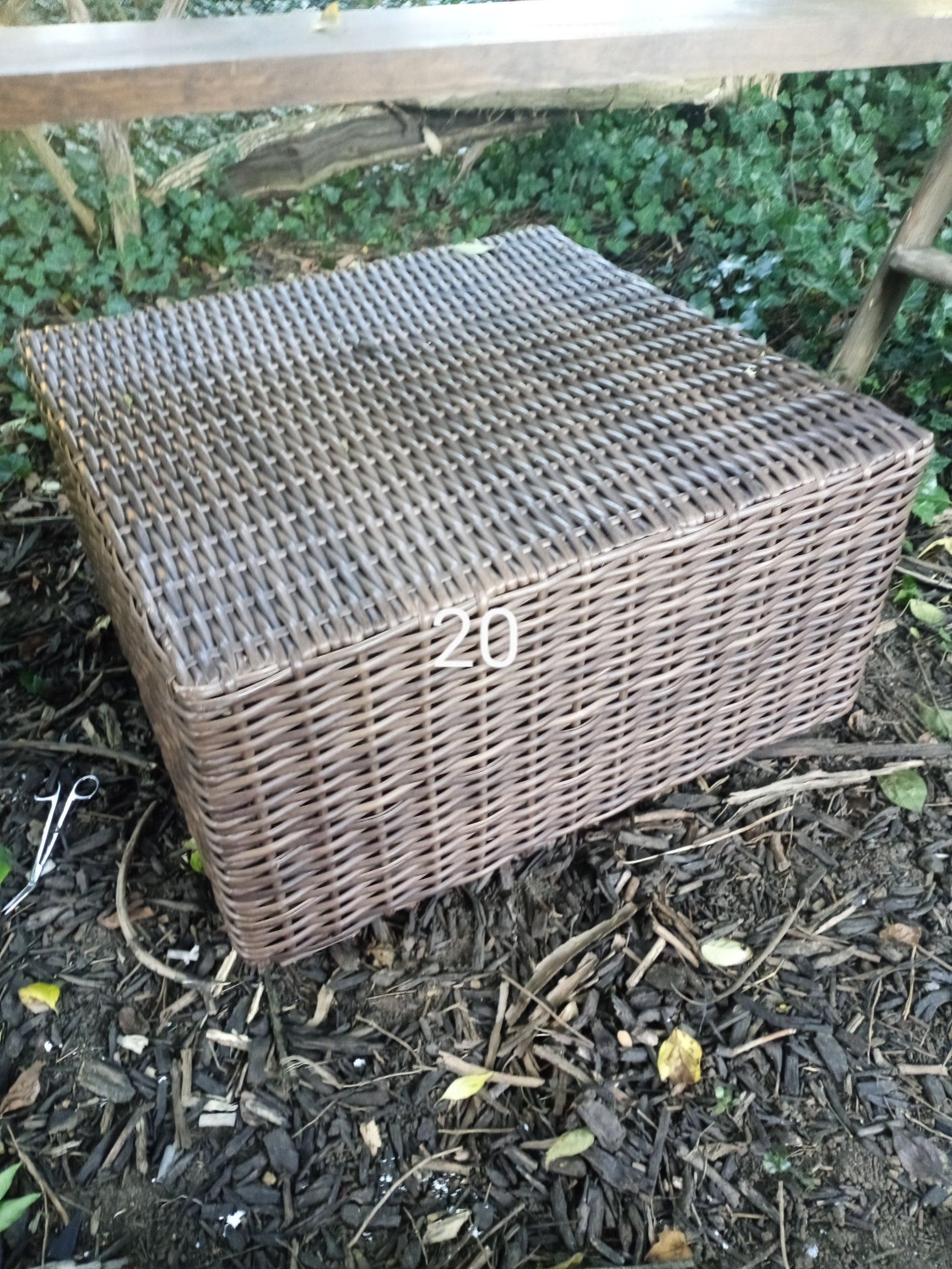 Wicker oversized ottoman