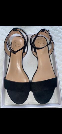 Women’s sandals