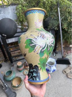 Vintage Chinese cloisonné vase