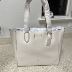 Derby Tote COLOR: Gold/Chalk NWT