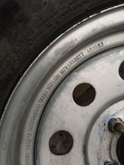 Trailer tire with rim ST22575R15