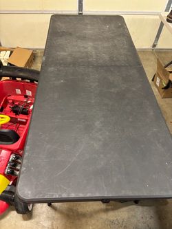 6’ folding table