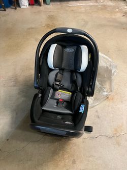 Graco infant car seat