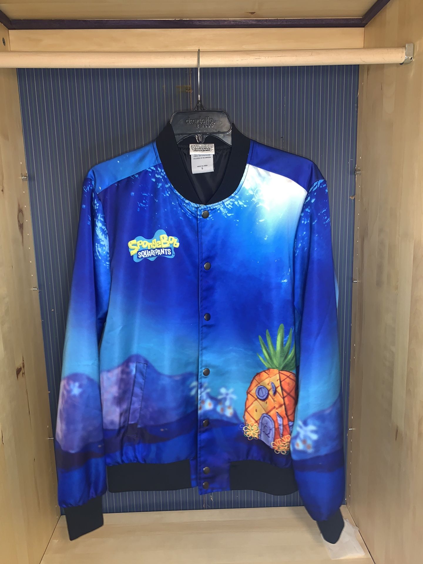 Hot Topic Spongebob Bomber Jacket Size S