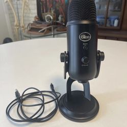 Blue Yeti A00132 Black USB Wired Multi- Pattern Microphone w/ Shock Mount & Cable