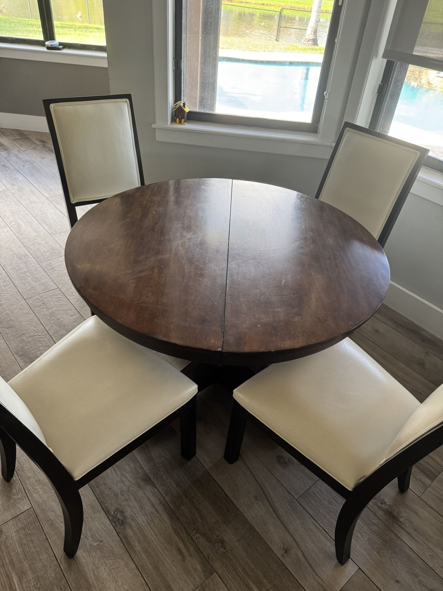 Ethan Allen Kitchen Table And Chairs (4)