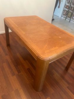 Dining room table with 4 chairs