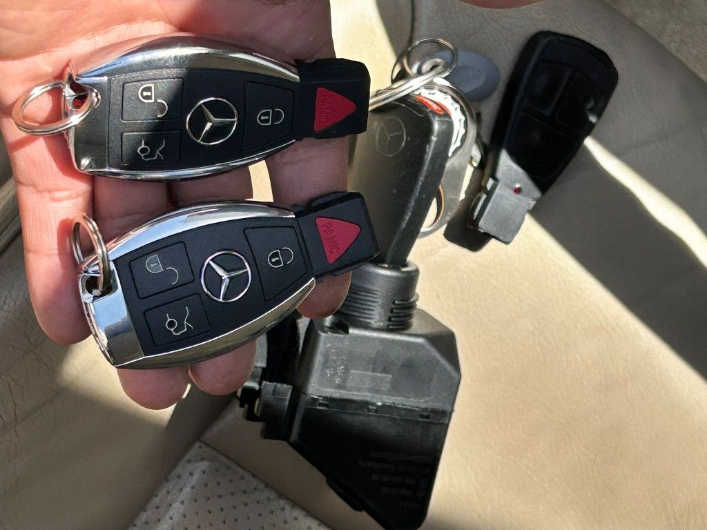 Mercedes-Benz Car Key Fobs 