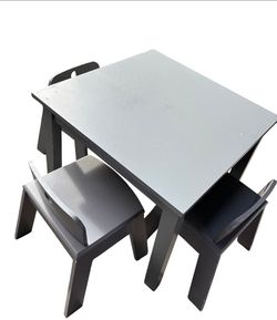 Crate & Barrel ( Crate & Kids) kids table & chairs