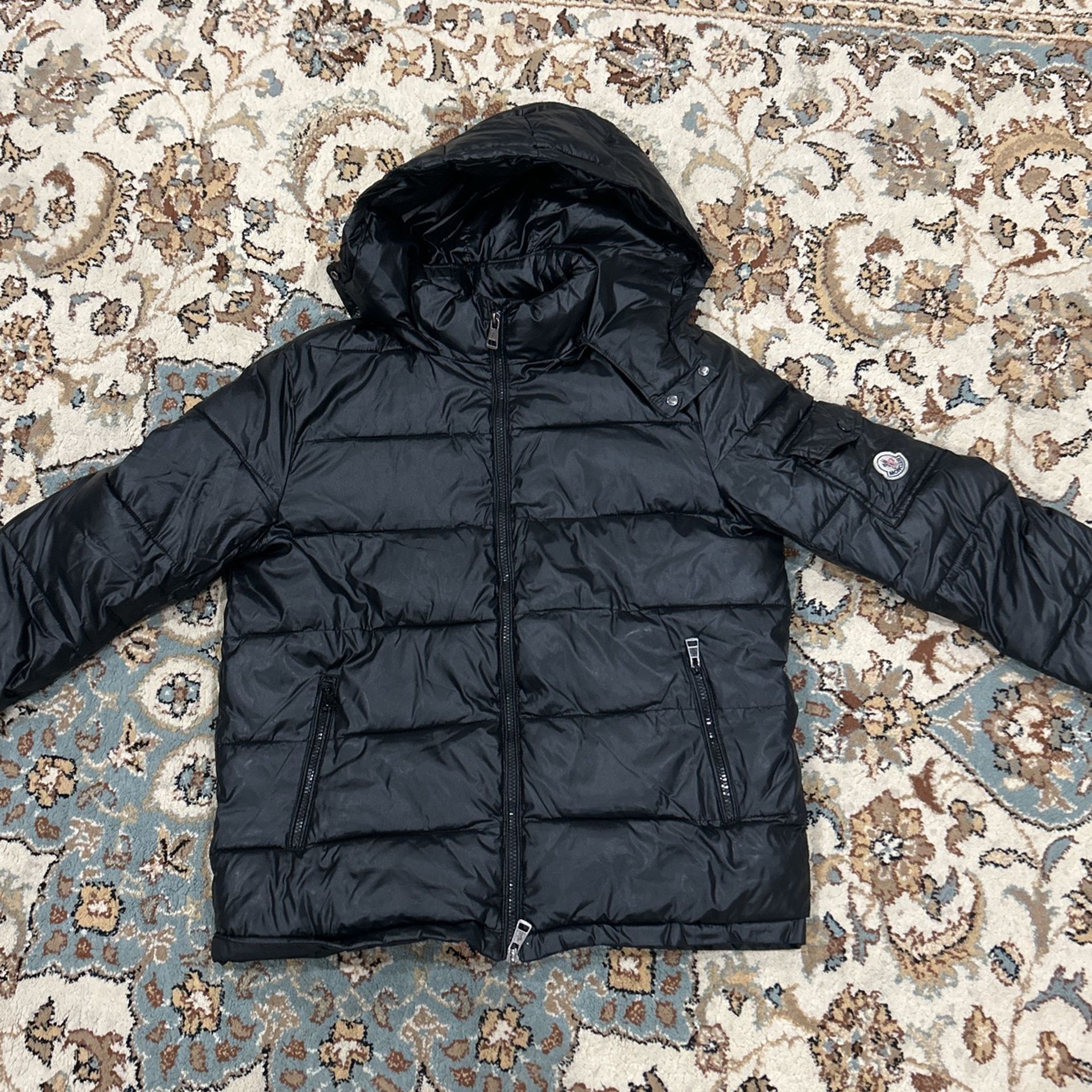 Moncler Maya Small (need gone asap)