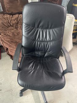 Desk chair
