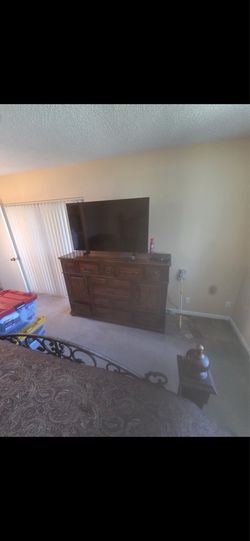 Bedroom set