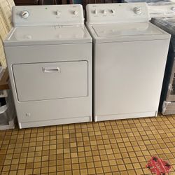 Kenmore 600 Series Washer And Gas Dryer Set