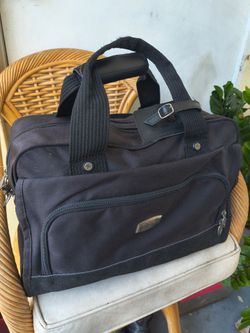 black canvas travel tote