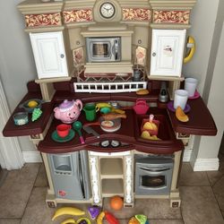 Step 2 kitchen As Is$68