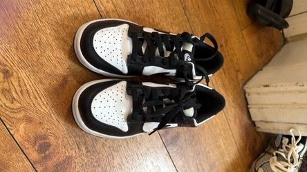 Nike panda size 4.5y