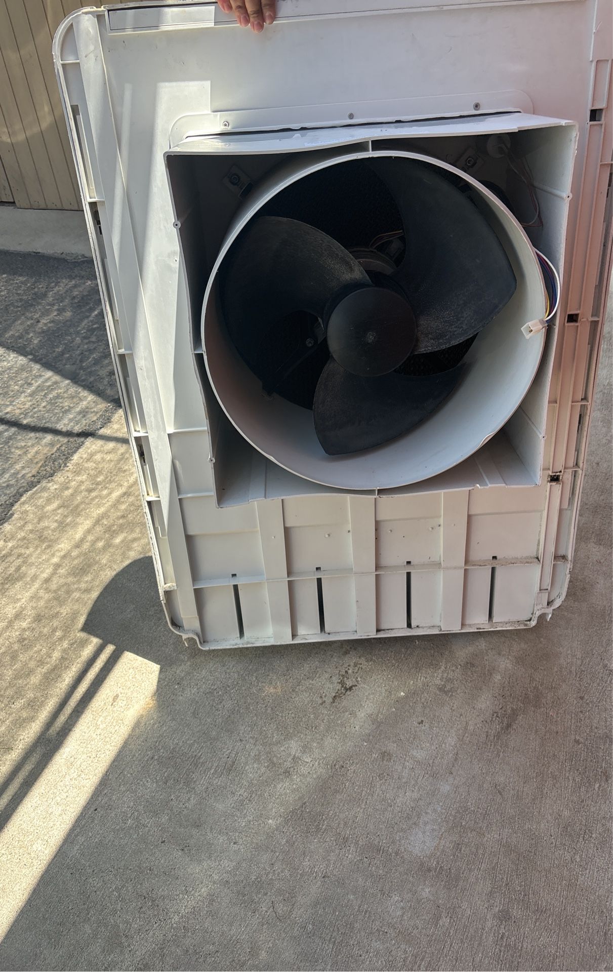 Air Conditioner