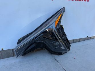 ‼️broken tabs KIA K4 HEADLIGHT HEADLAMP LEFT DRIVER SIDE LH USED ORIGINAL OEM  2025 2026