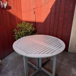 Round Outdoor Table
