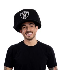 Noggin Boss Las Vegas Raiders NFL Fan Combo Jumbo Hat And Chain