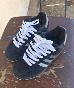 Boy addias shoes