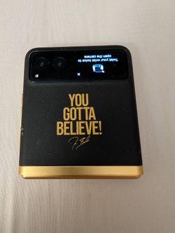 Coach Prime Edition Motorola Razor Cell phone 