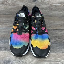 North Fave Sneakers 