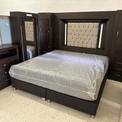 New Brown Bedroom Set (King/Queen)