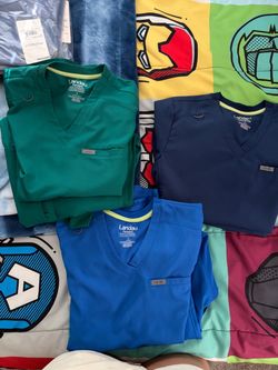Landau Scrub Sets – Like New 💙💚