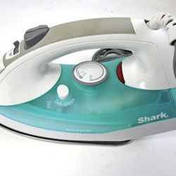 Shark steam iron 1400W - self cleaning