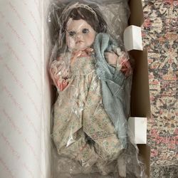 VINTAGE 1990 COLLECTORS BABY DOLL SARA HAMILTON HERITAGE DOLLS PORCELAIN 