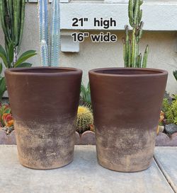 Clay pots