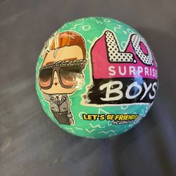 LOL SURPRISE BOYS SERIES 4 DOLL COMES WITH 7 SURPRISES  