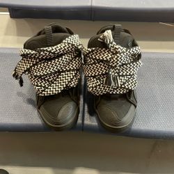 1 To 1 Lavin Sneaker Curb Shoe