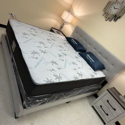 King or Queen Bedroom Set - Delivery Available 🚚🔥