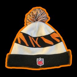 Cincinnati Bengals White Pom Beanie