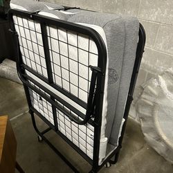 Rollaway bed with mattress