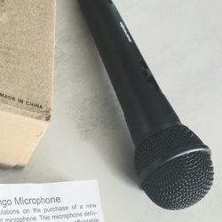 Marengo Handheld Wired Microphone
