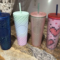 4 Starbucks cups
